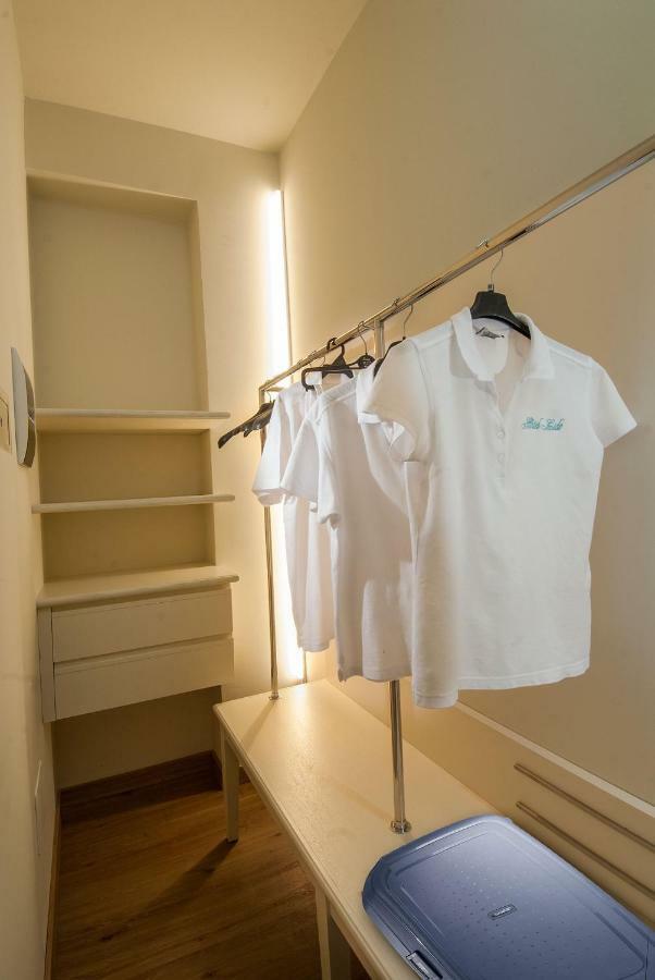 Lido Hotel 3*